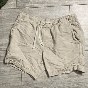 Medium St John’s Bay linen shorts 5” inseam